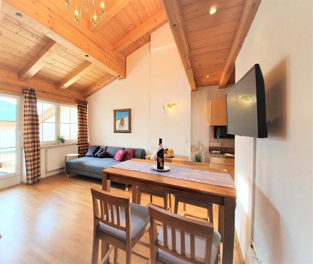 Apartment mit Terrasse